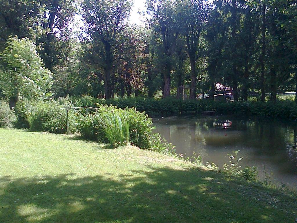 B&B Het Groote Genoegen Manderfeld Экстерьер фото